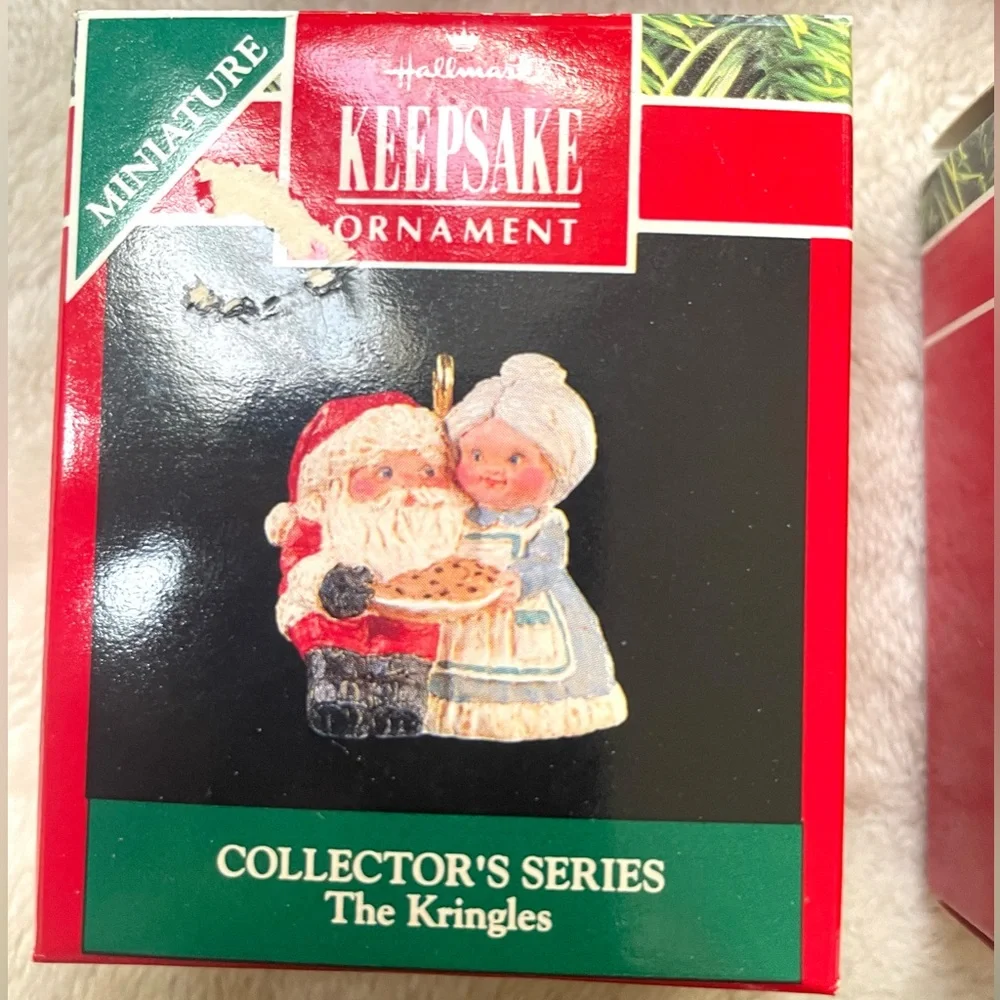 SALE! Vintage Hallmark Keepsake Miniature Ornament Collection - Picture 3 of 13